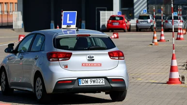 Miniatura: Rząd chce zmienić egzamin na prawo jazdy....