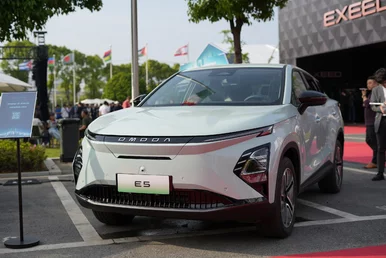 Miniatura: Chińskie auta kuszą Polaków. 60 proc. jest...